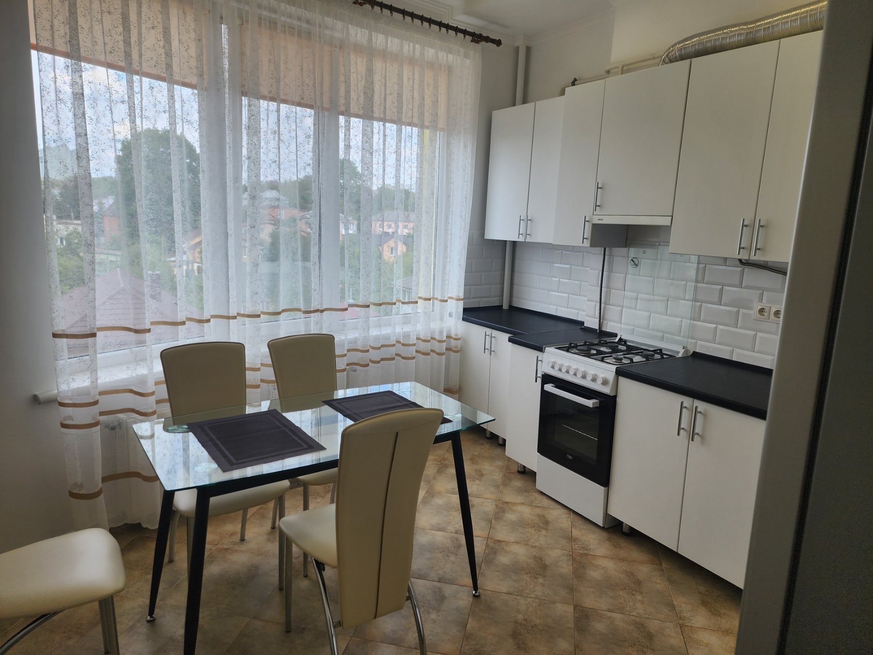 Аренда 1-комнатной квартиры 49 м², Квитки-Основьяненко ул., 8Б