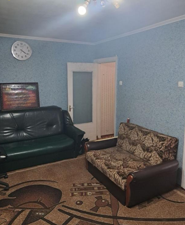 Продажа 3-комнатной квартиры 47 м², Малиновского Маршала ул.