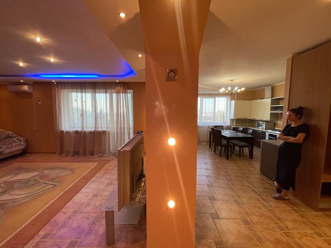 Продажа 3-комнатной квартиры 122 м², Сергея Подолинского ул.
