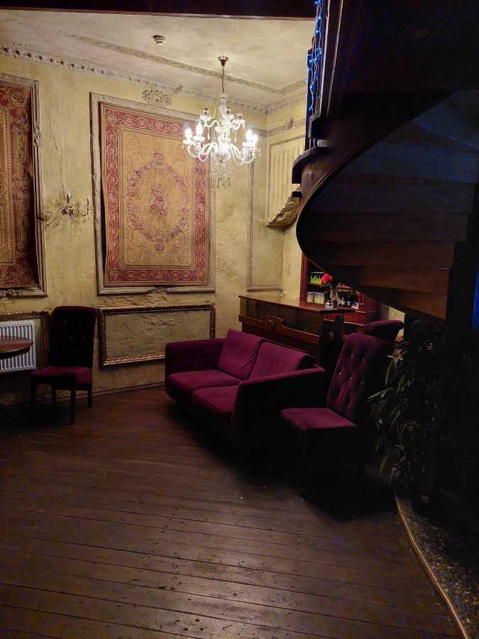 Продажа здания другого назначения 1068.8 м², Ровенская ул., 157