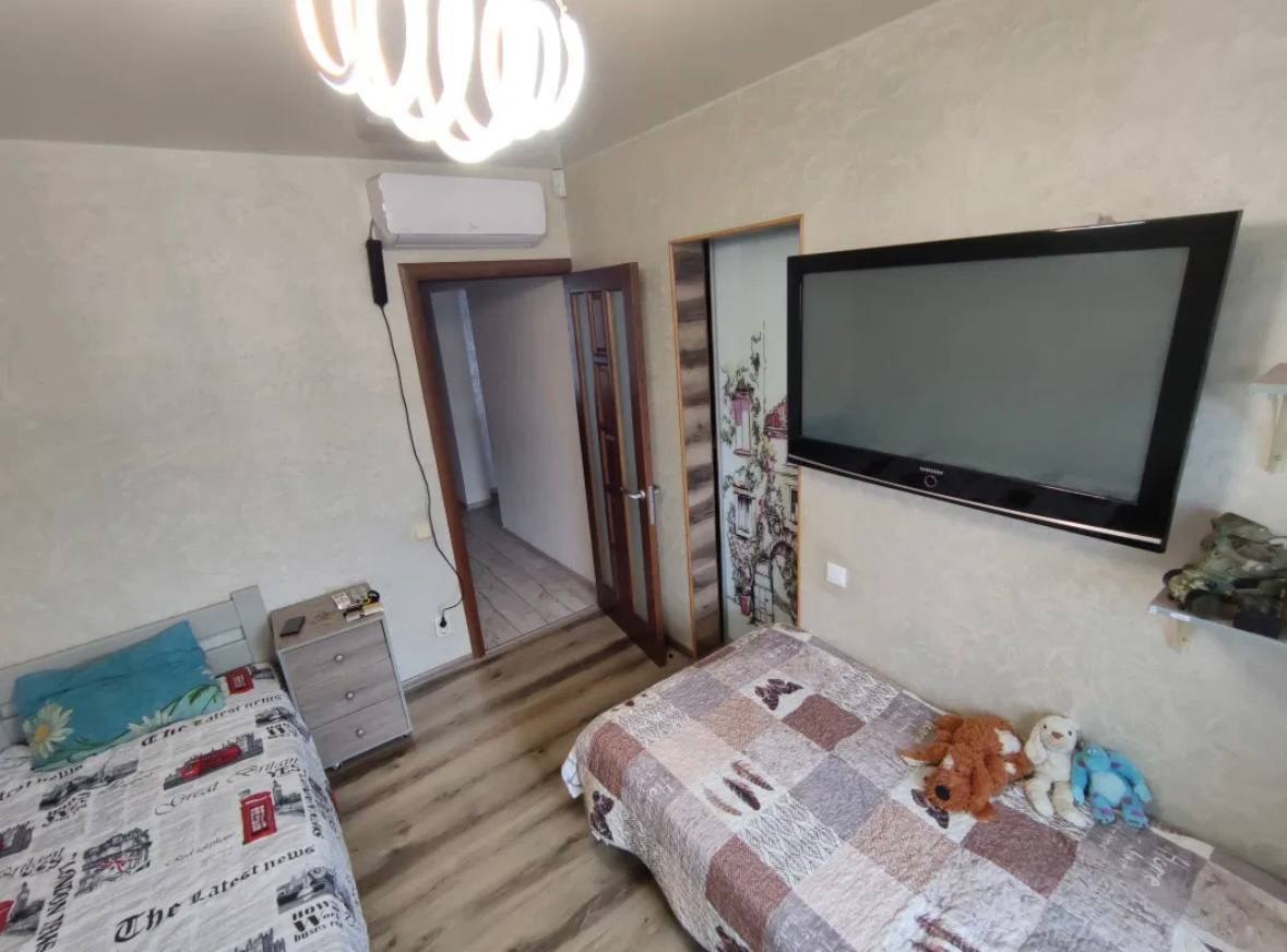 Оренда 3-кімнатної квартири 67 м², Героїв просп.