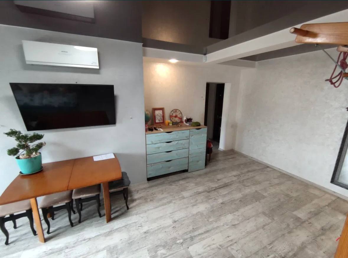 Оренда 3-кімнатної квартири 67 м², Героїв просп.