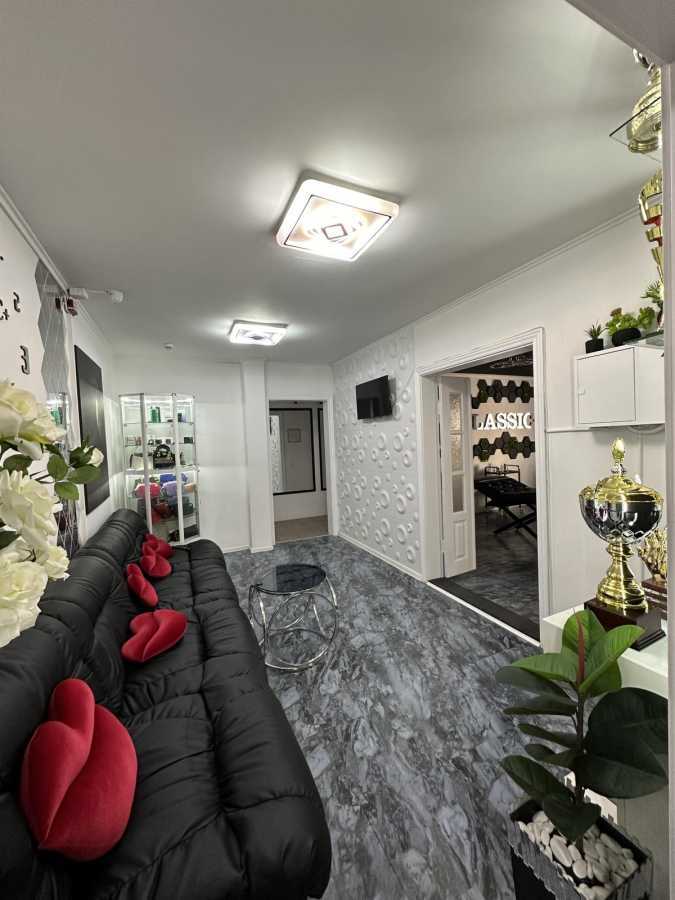 Продажа офиса 258 м², Дарницкий бул., 8