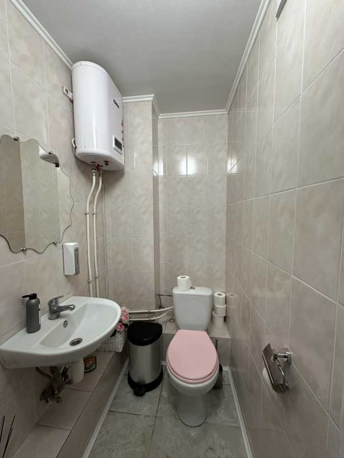Продажа офиса 258 м², Дарницкий бул., 8