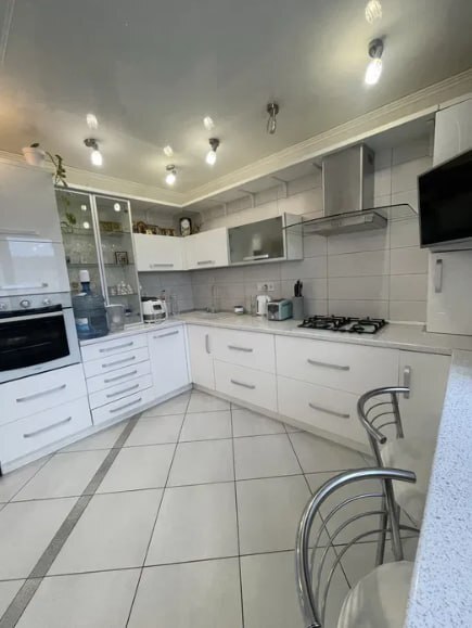 Продажа 4-комнатной квартиры 127 м², Харьковская ул.