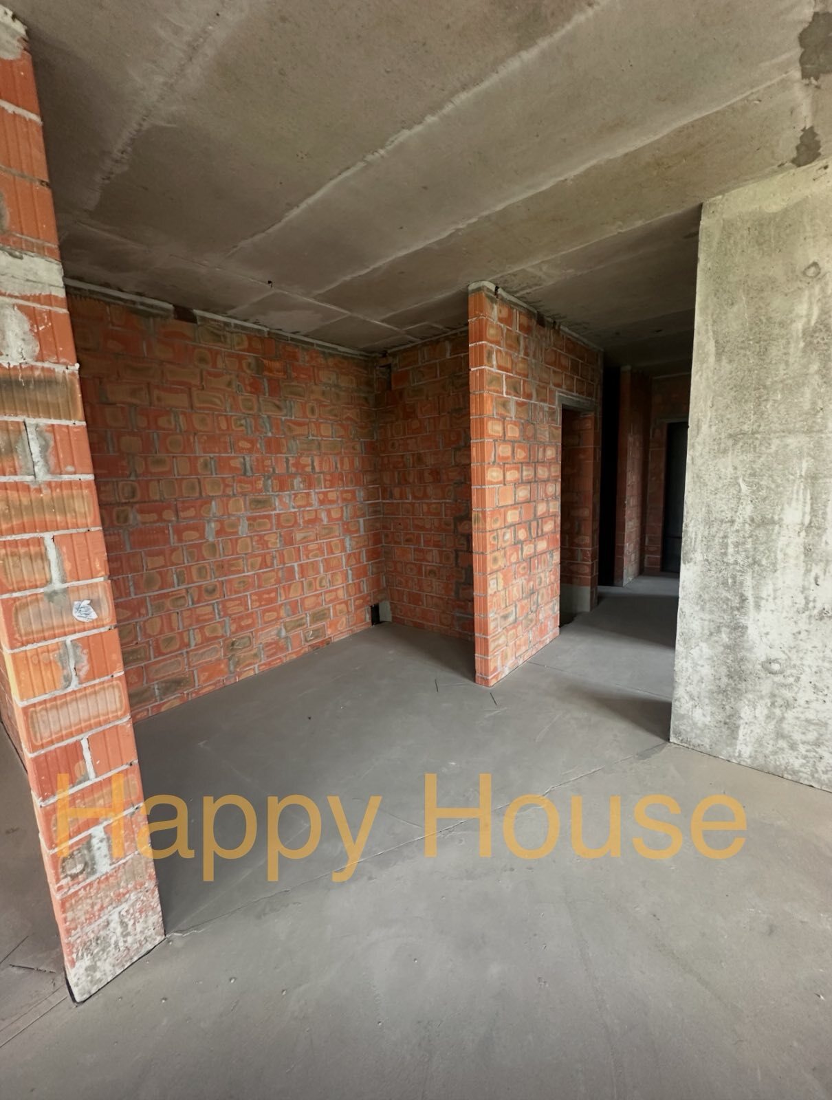 Продажа 3-комнатной квартиры 100 м²