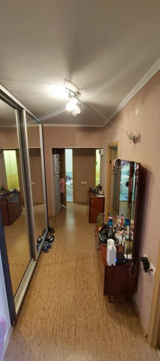 Продаж 3-кімнатної квартири 76 м², Академіка Глушко просп.