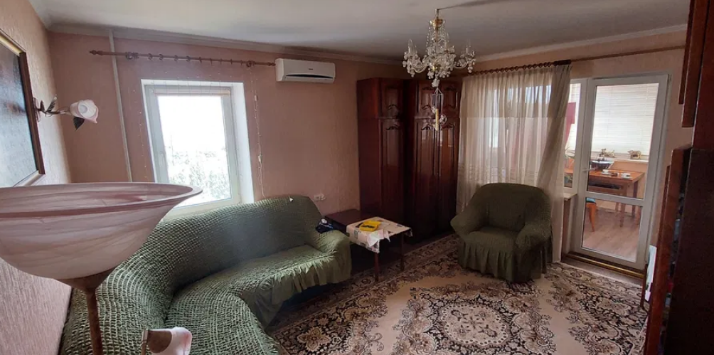 Продаж 3-кімнатної квартири 76 м², Академіка Глушко просп.
