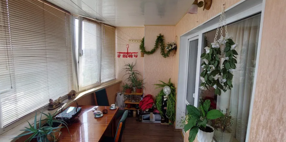 Продаж 3-кімнатної квартири 76 м², Академіка Глушко просп.