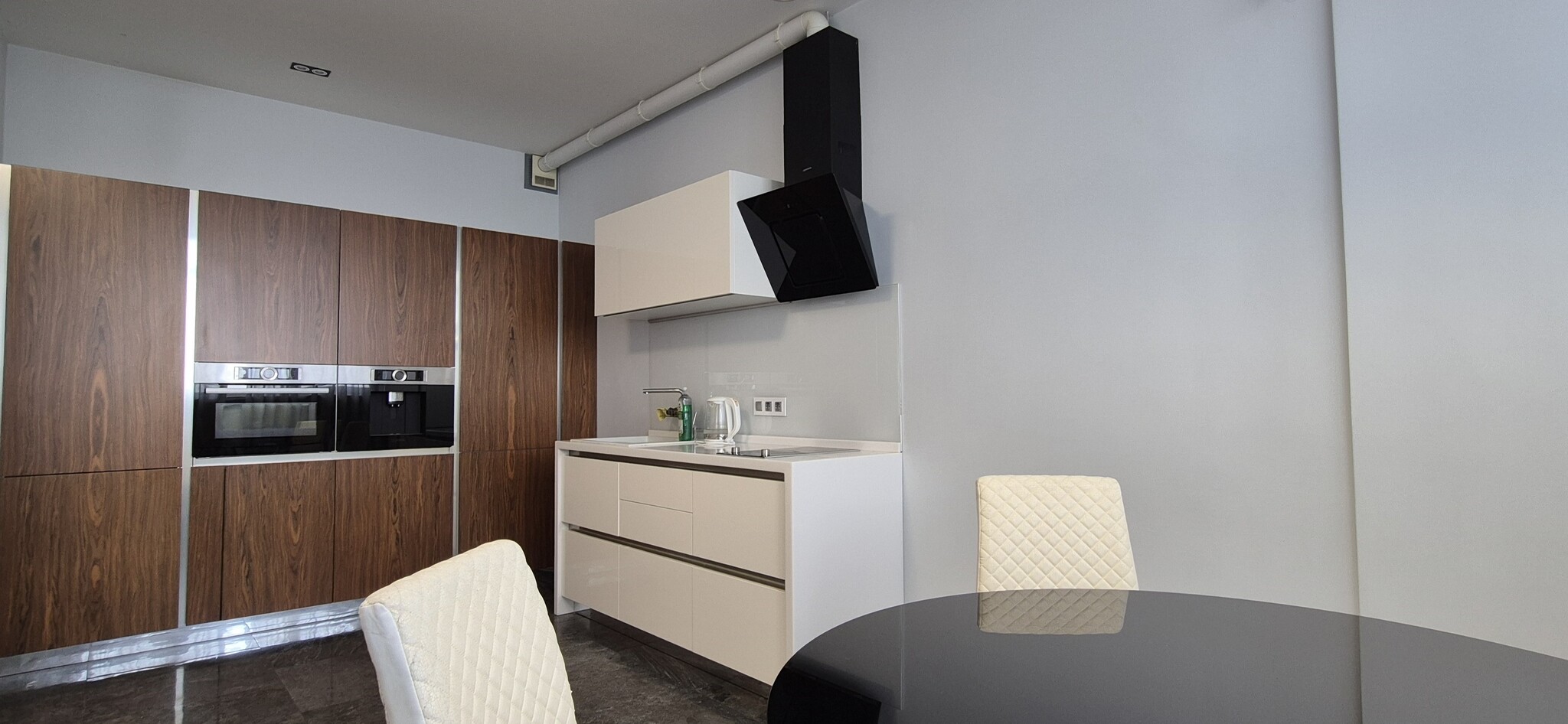 Аренда 2-комнатной квартиры 65 м², Евгения Коновальца ул., (Щорса) 44А