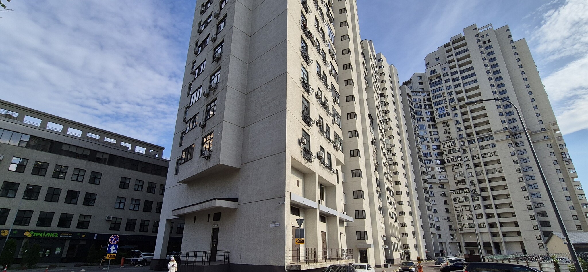 Аренда 2-комнатной квартиры 65 м², Евгения Коновальца ул., (Щорса) 44А