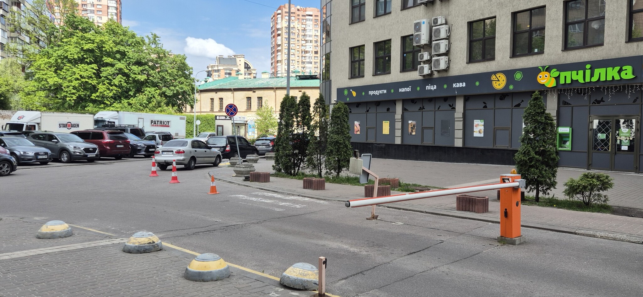 Аренда 2-комнатной квартиры 65 м², Евгения Коновальца ул., (Щорса) 44А
