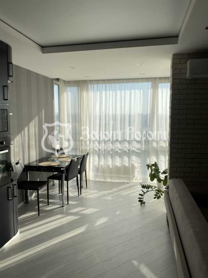 Продаж 1-кімнатної квартири 46.6 м², Анатолія Петрицького вул., 21а