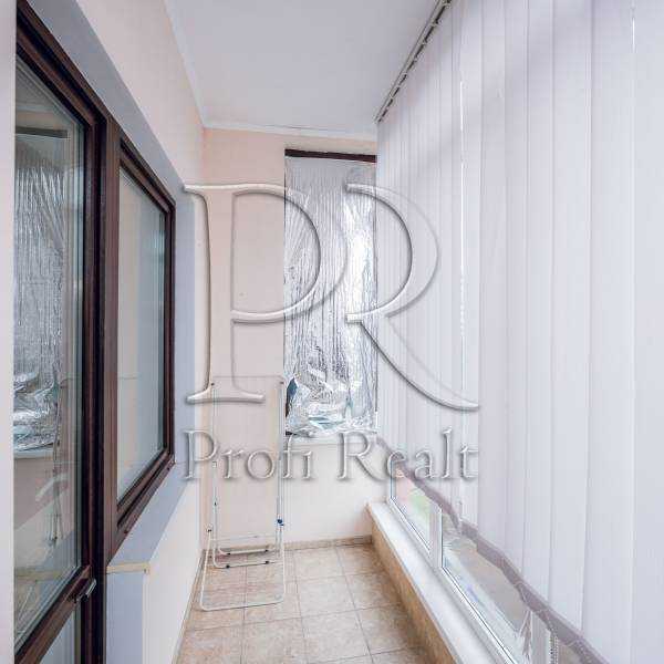 Продаж 1-кімнатної квартири 50 м², Академіка Єфремова вул., 8
