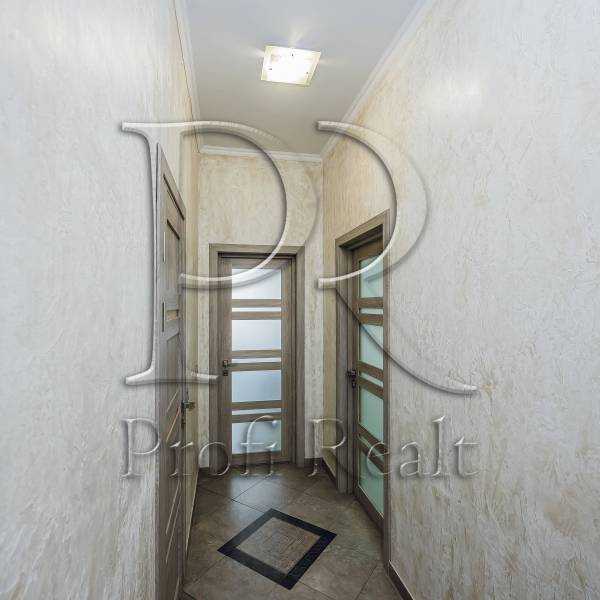Продаж 1-кімнатної квартири 50 м², Академіка Єфремова вул., 8