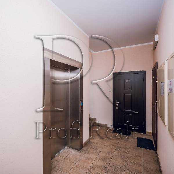 Продаж 1-кімнатної квартири 50 м², Академіка Єфремова вул., 8