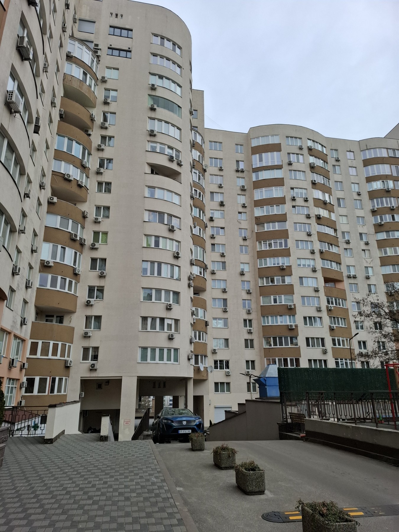 Продажа 2-комнатной квартиры 75 м², Демеевская ул., 13