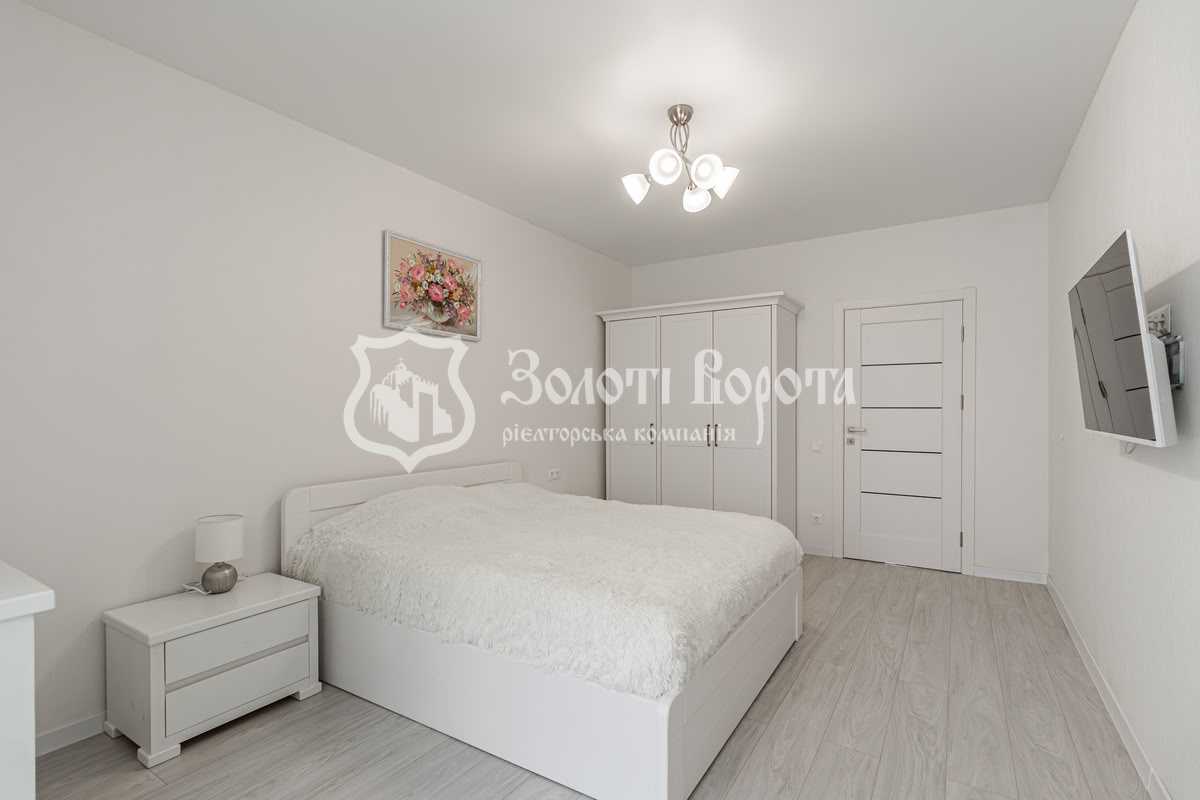 Продаж 2-кімнатної квартири 64 м², Соборна вул., 103/21