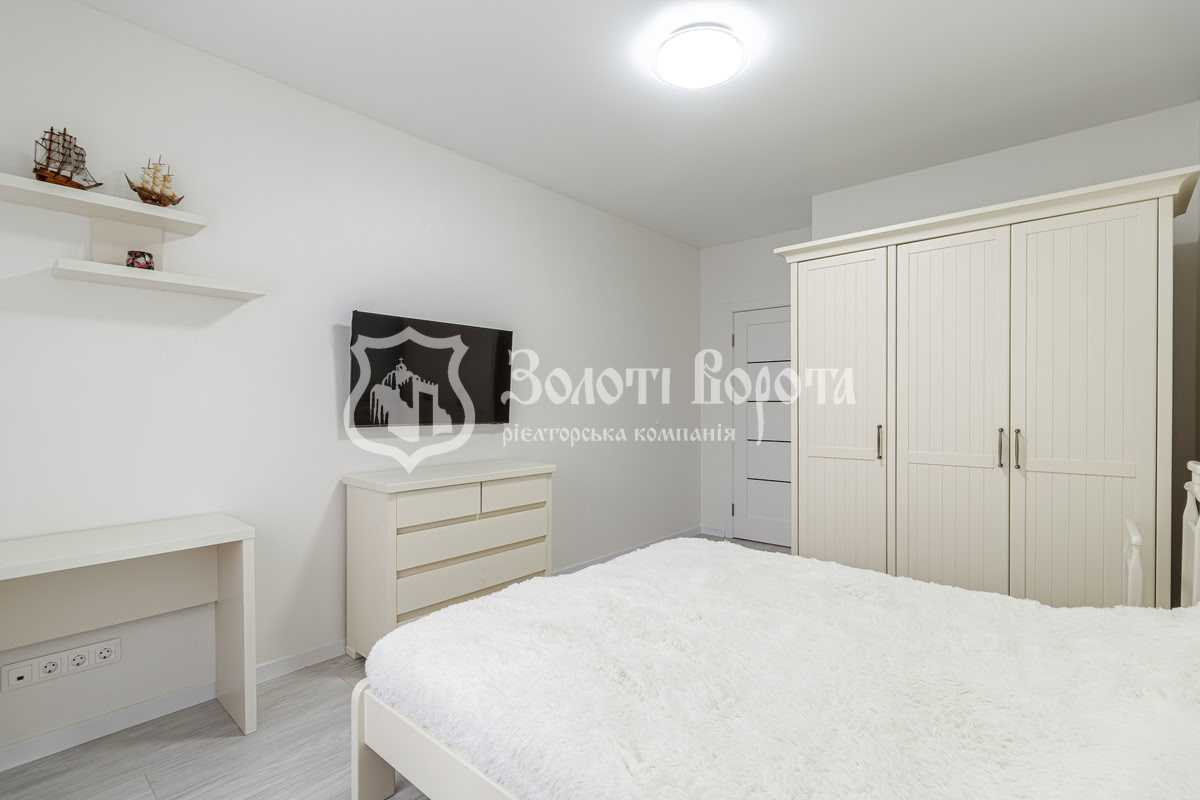 Продаж 2-кімнатної квартири 64 м², Соборна вул., 103/21