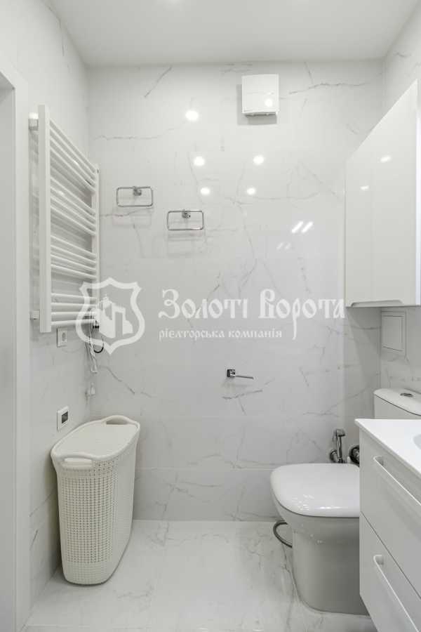 Продаж 2-кімнатної квартири 64 м², Соборна вул., 103/21