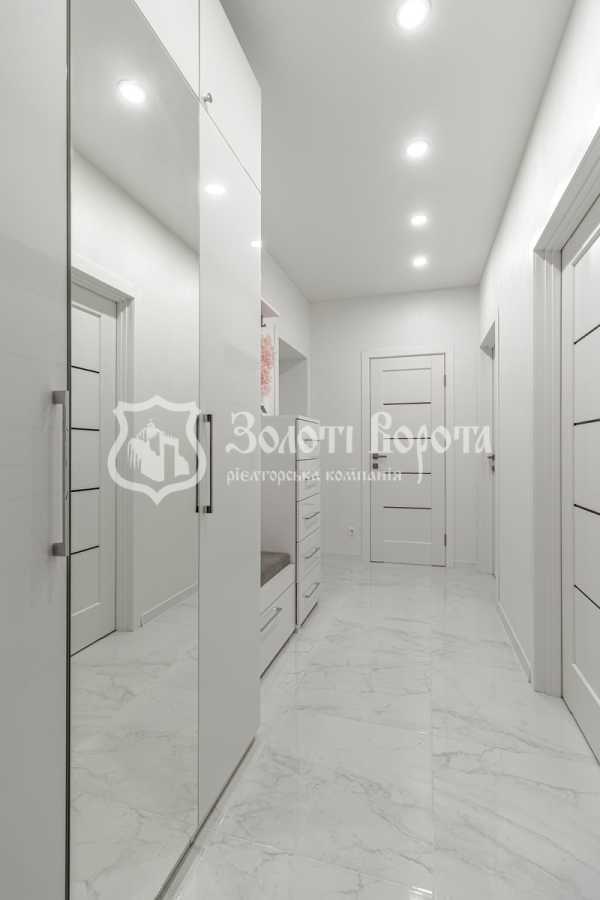 Продаж 2-кімнатної квартири 64 м², Соборна вул., 103/21