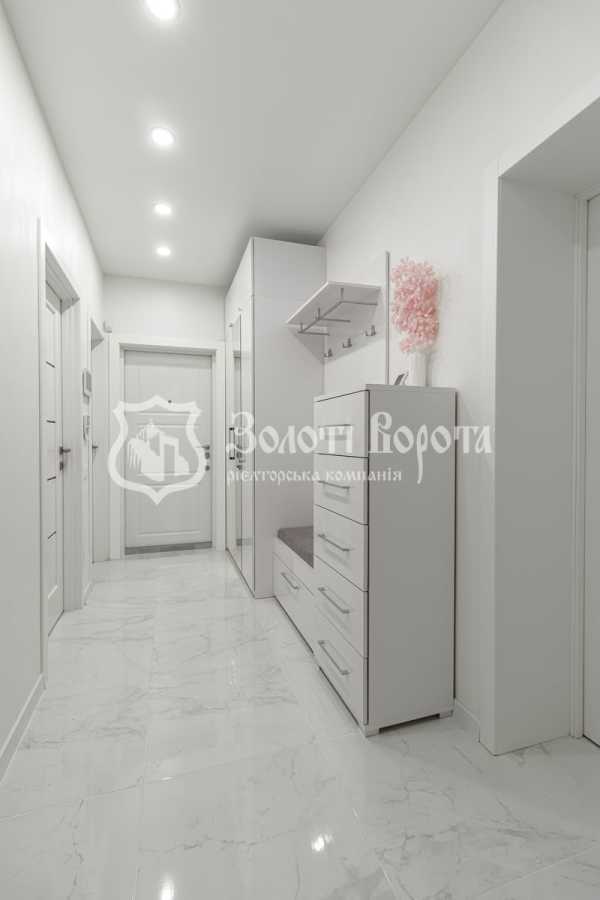 Продаж 2-кімнатної квартири 64 м², Соборна вул., 103/21
