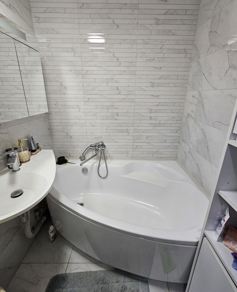 Продажа 3-комнатной квартиры 75 м², Николая Михновского ул., 2