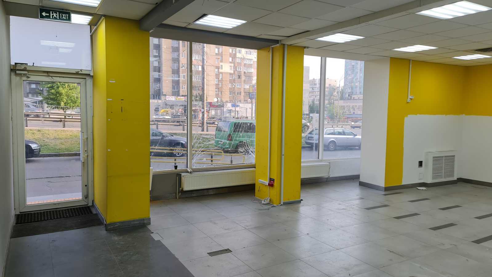 Оренда іншого торгівельного приміщення 150 м², Перемоги просп., 104
