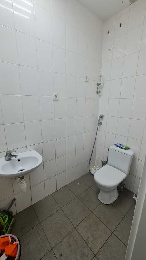 Оренда іншого торгівельного приміщення 150 м², Перемоги просп., 104