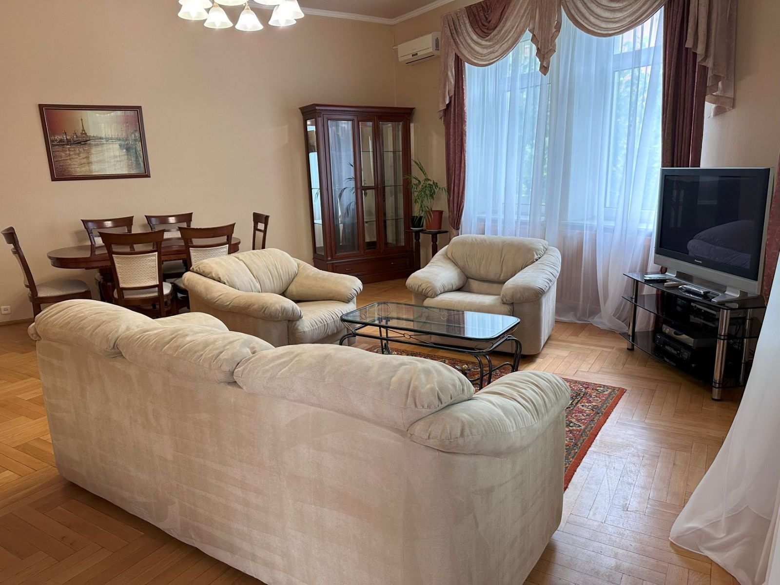 Оренда 4-кімнатної квартири 155 м², Обсерваторна вул., 10
