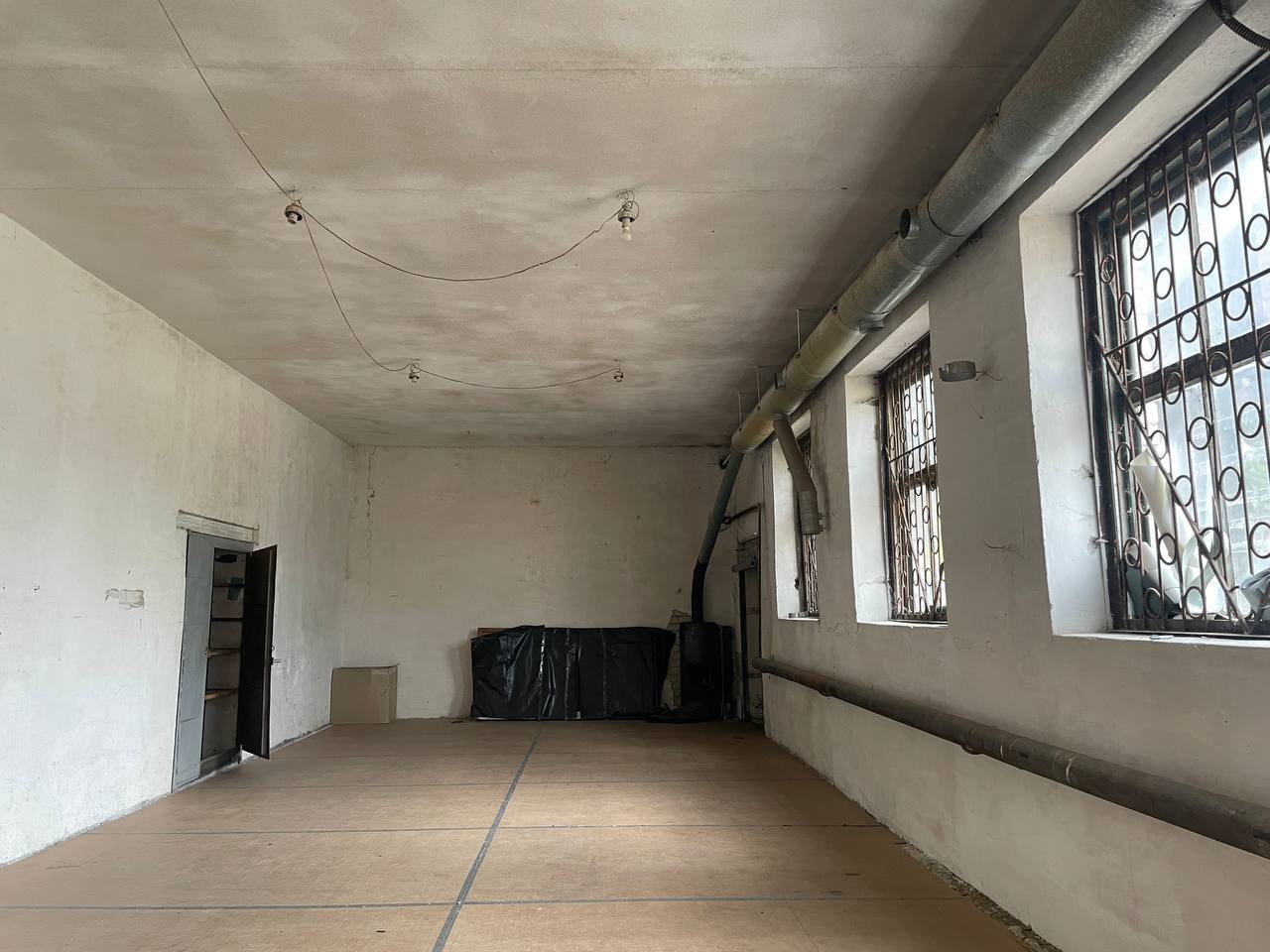 Аренда производственного помещения 100 м², Курсантская ул.