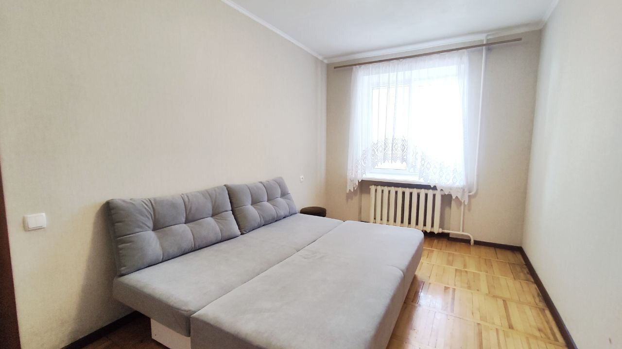 Оренда 3-кімнатної квартири 72 м², Запорізьке шосе