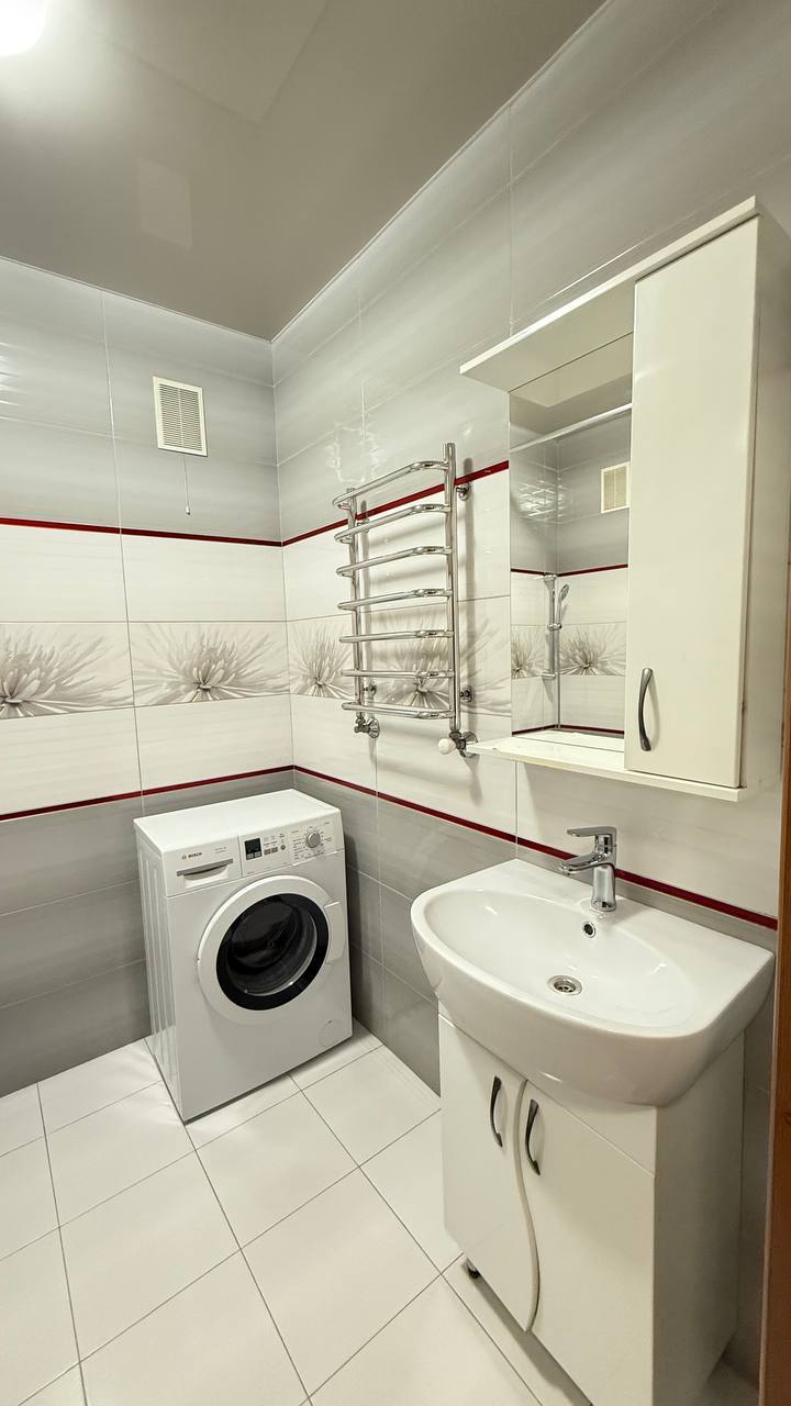 Аренда 1-комнатной квартиры 49 м², Вячеслава Черновола ул., 60/1