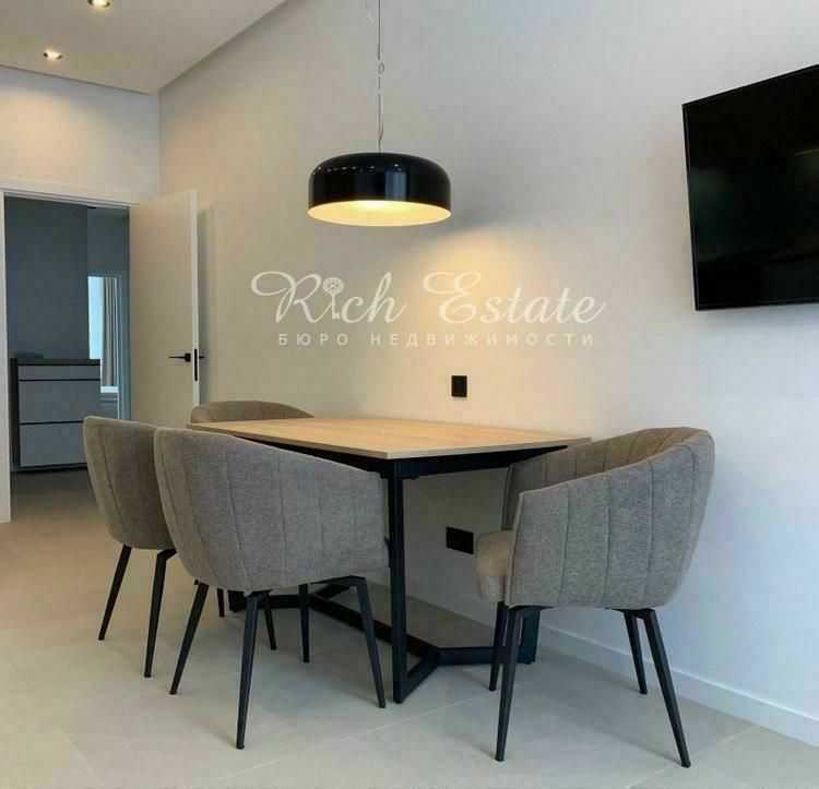Аренда 3-комнатной квартиры 86 м², Предславинская ул., 57