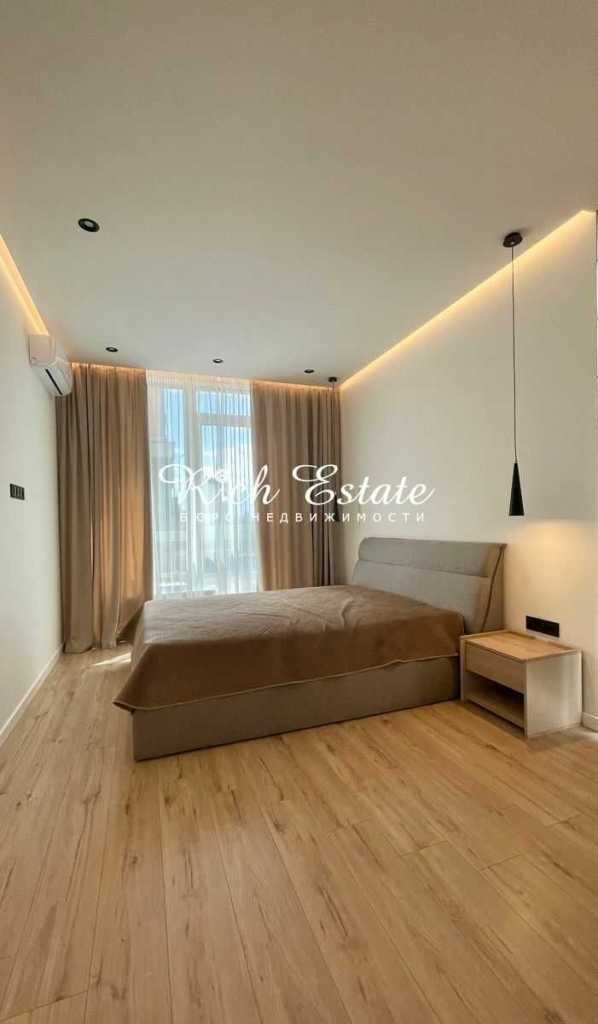 Аренда 3-комнатной квартиры 86 м², Предславинская ул., 57