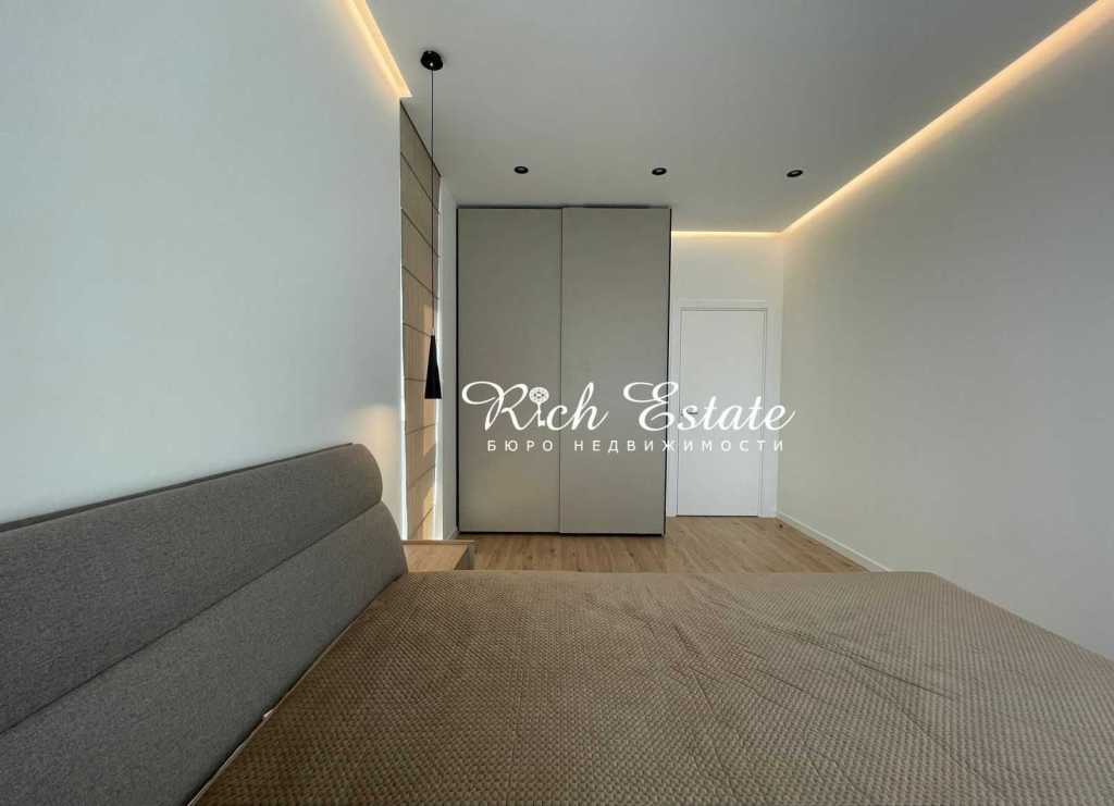 Аренда 3-комнатной квартиры 86 м², Предславинская ул., 57