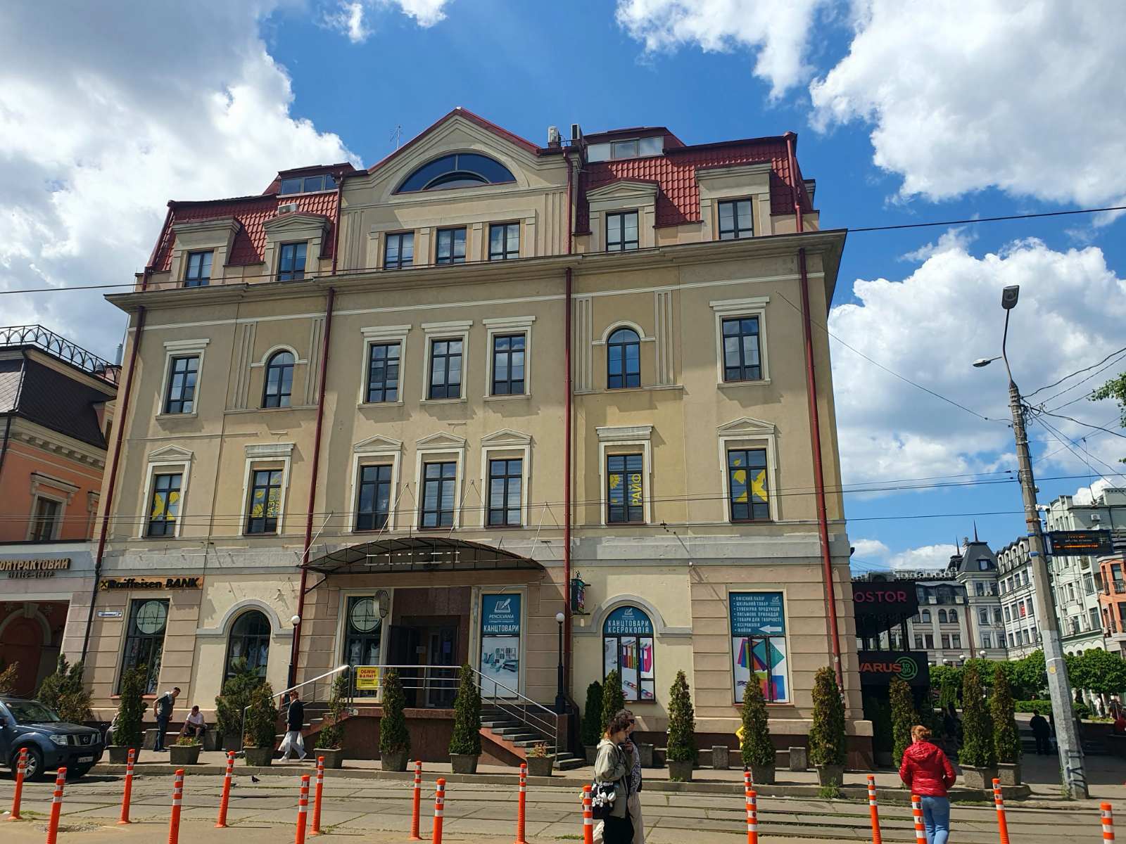 Оренда офісу 50 м², Костянтинівська вул., 2А