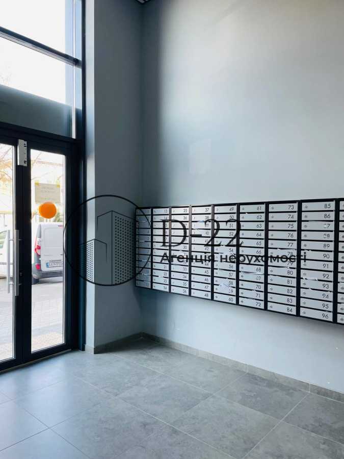 Продаж 1-кімнатної квартири 36 м², Чернігівська вул., 8-А