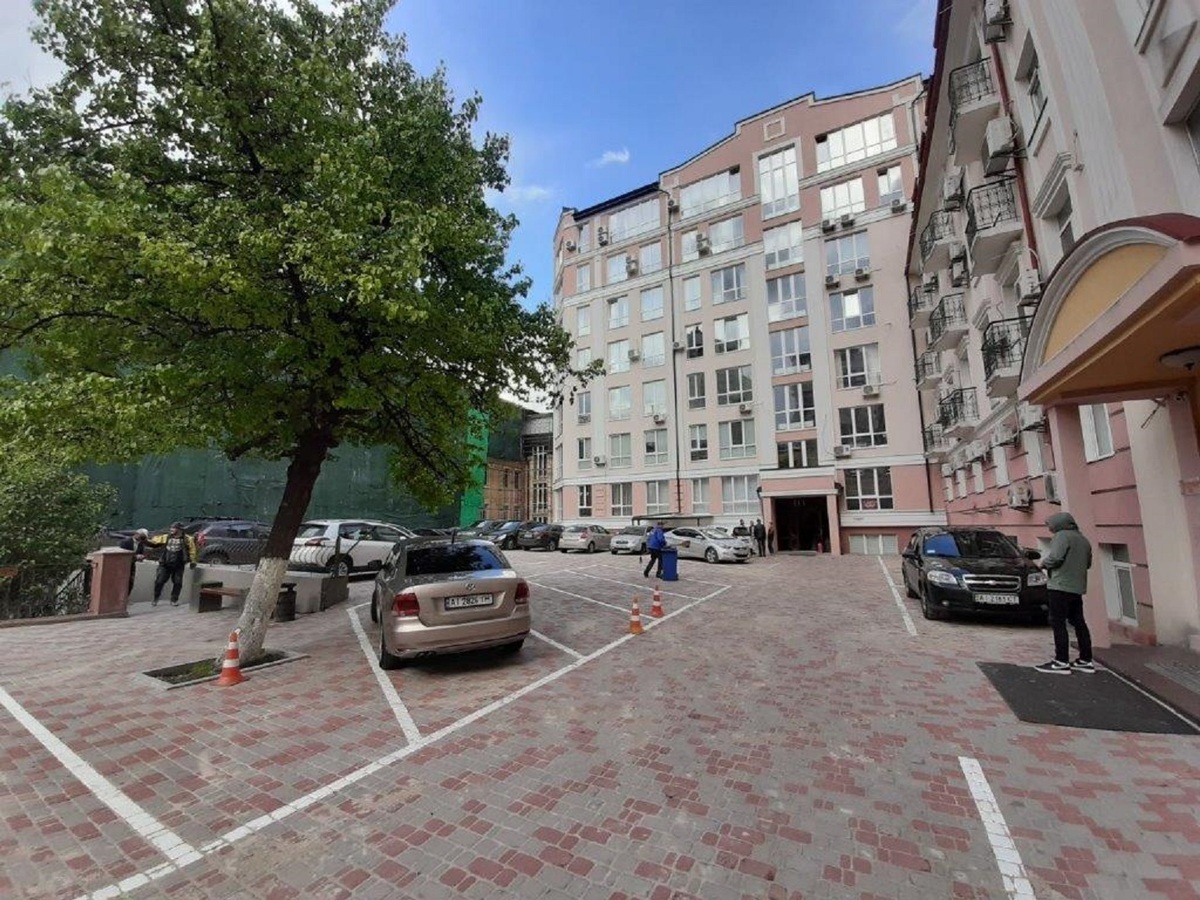 Оренда офісу 65 м², Глибочицька вул.