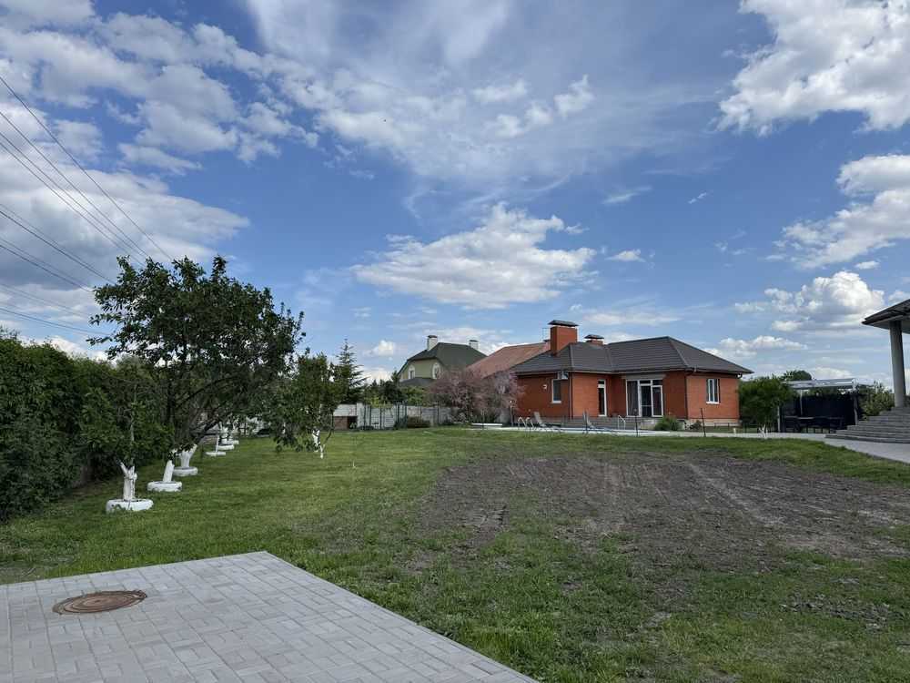 Продаж будинку 400 м², Перша лінія, 1
