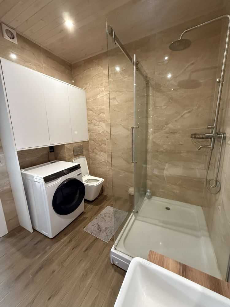 Продаж будинку 400 м², Перша лінія, 1