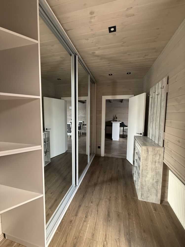 Продаж будинку 400 м², Перша лінія, 1