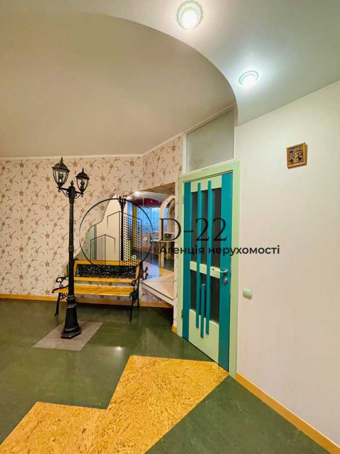 Продаж 3-кімнатної квартири 112 м², Миколи Бажана просп., 1М