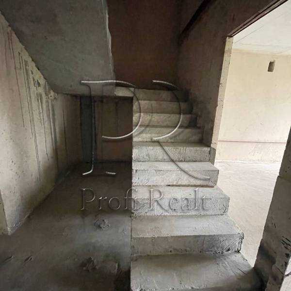 Продаж 2-кімнатної квартири 89 м², Богдана Хмельницького вул., 50