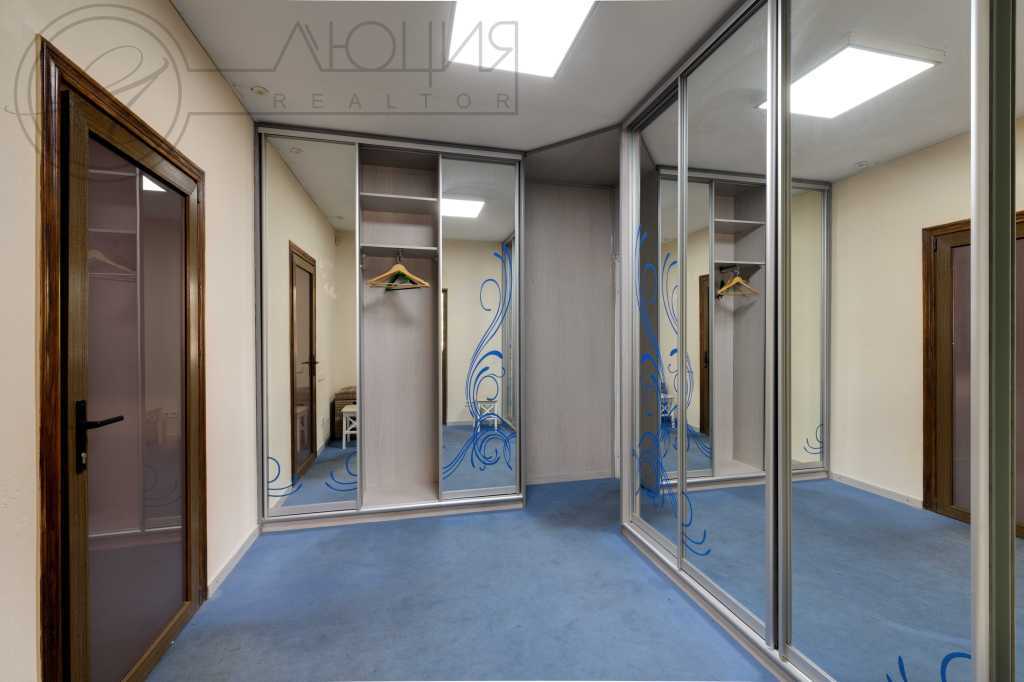 Продажа офиса 150 м², Героев Сталинграда просп., 12Д