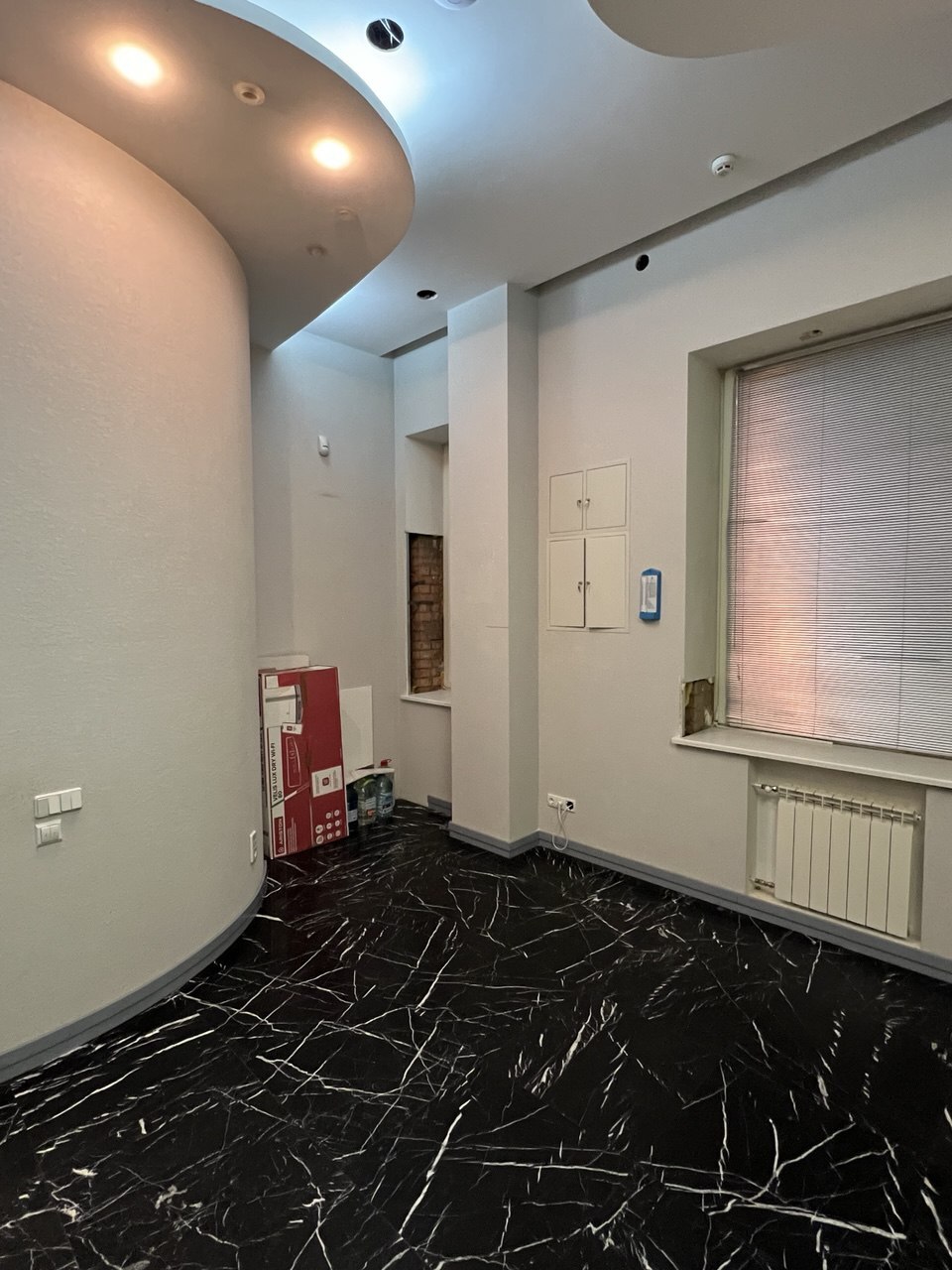Продаж офісу 165 м², Архітектора Дольника вул.