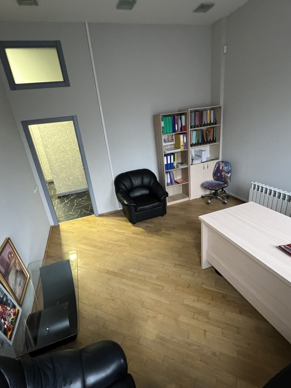 Продаж офісу 165 м², Архітектора Дольника вул.