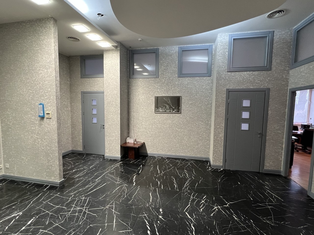 Продаж офісу 165 м², Архітектора Дольника вул.