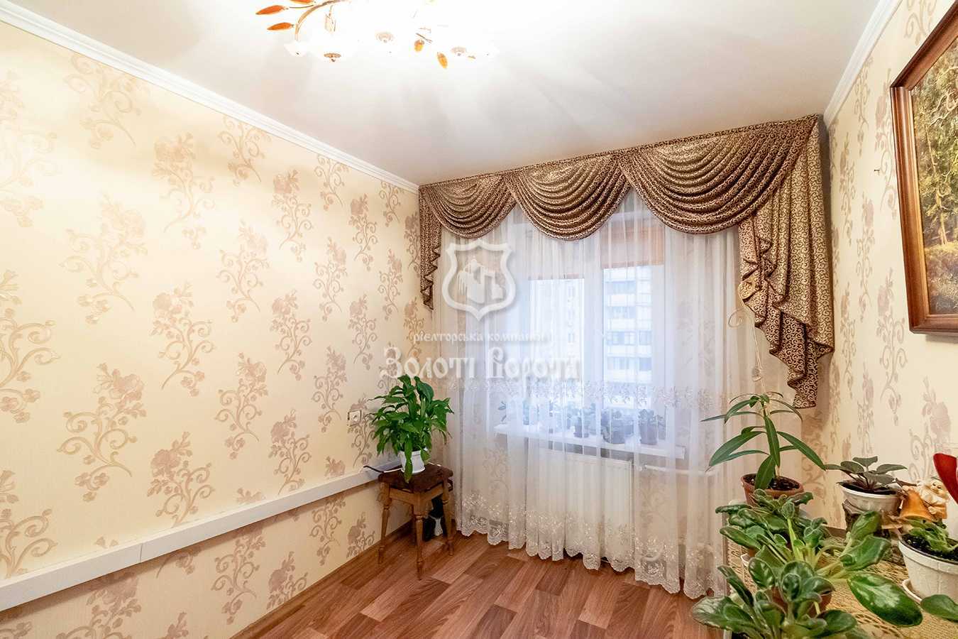 Продаж 3-кімнатної квартири 72.6 м², Милославська, 17а