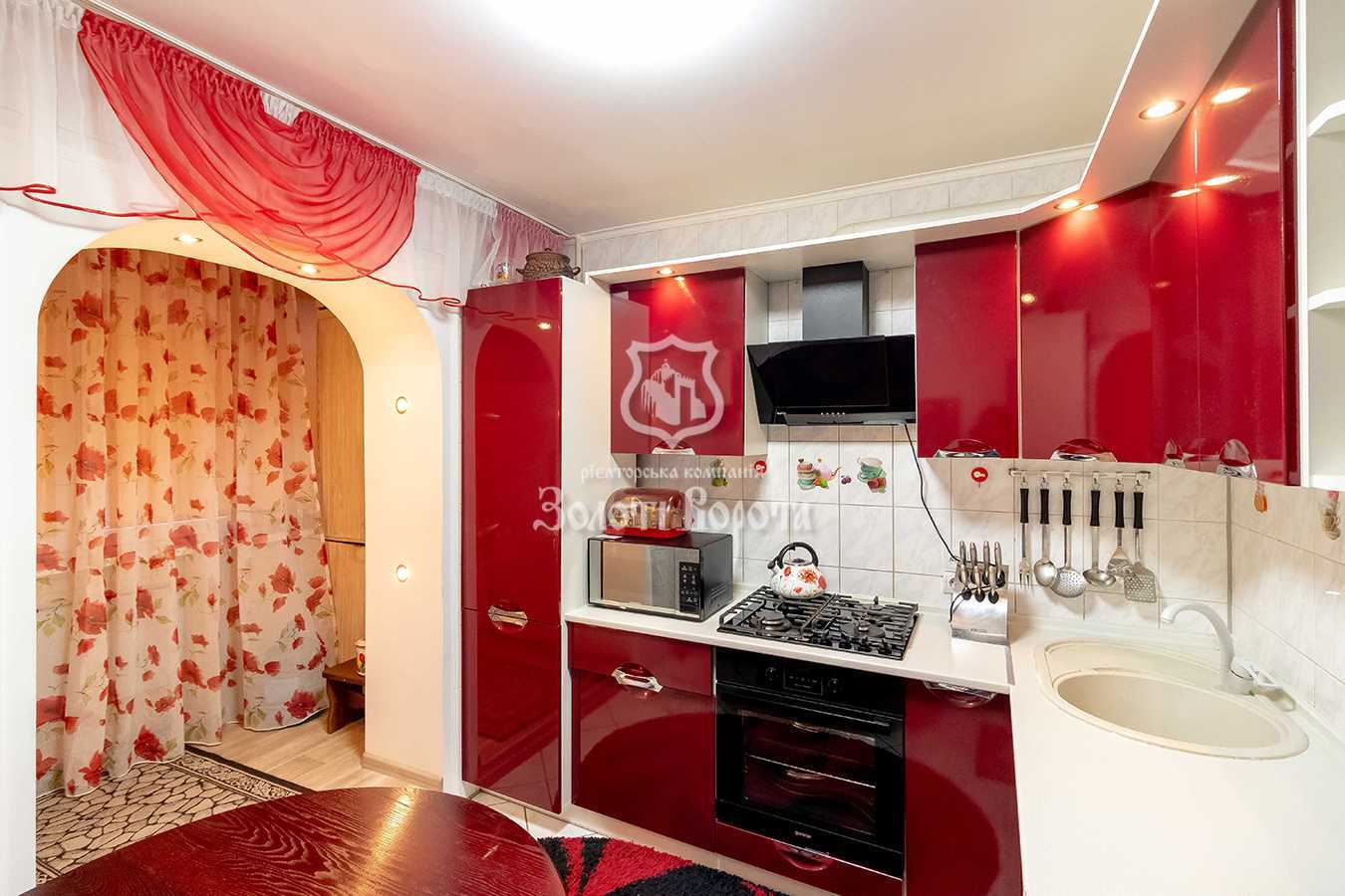 Продаж 3-кімнатної квартири 72.6 м², Милославська, 17а